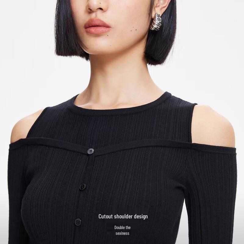 Veromoda Women's 3/4 Sleeve Knit Top with Cut-Out Shoulders & Button Detail