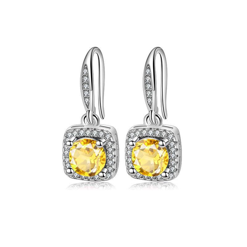 Elegante 1 Karat quadratische Ohrstecker für Damen Modischer Zargenfassung Ohrschmuck Schicke und zarte Accessoires
