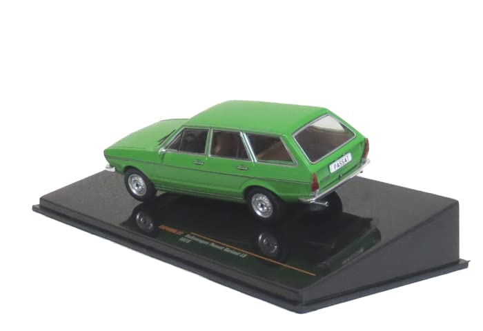Ixo Ixo Model VW Passat Variant LS B1 75 Green 1/43 CLC448N