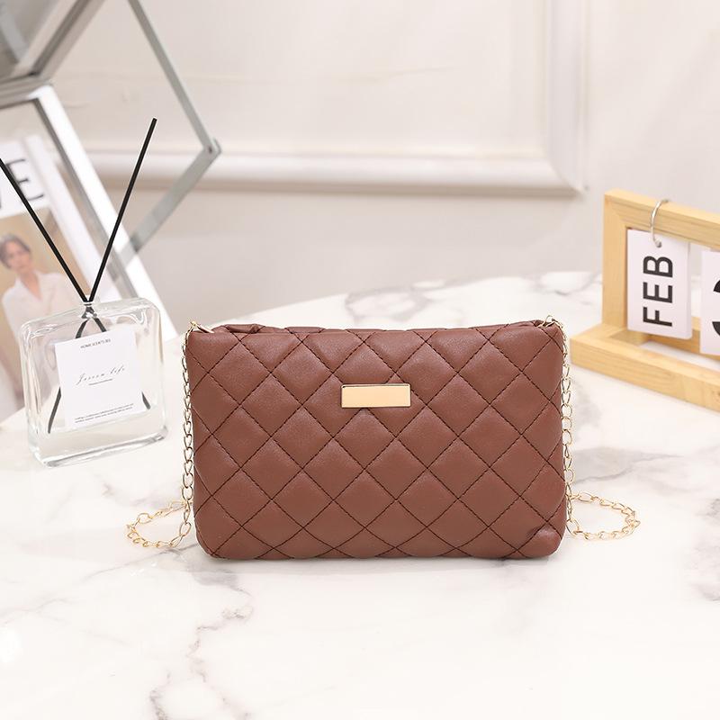 Embroidered Rhombus Soft Bag New Versatile Shoulder Messenger Women's Bag Niche Leather Mobile Phone Change Bag