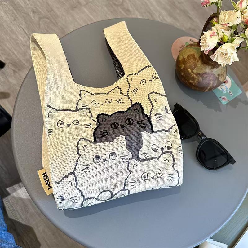 Cartoon Souvenir Hand-Carry Tote: Knitted Bag for Gifts, Candy, or Travel – Stylish and Spacious