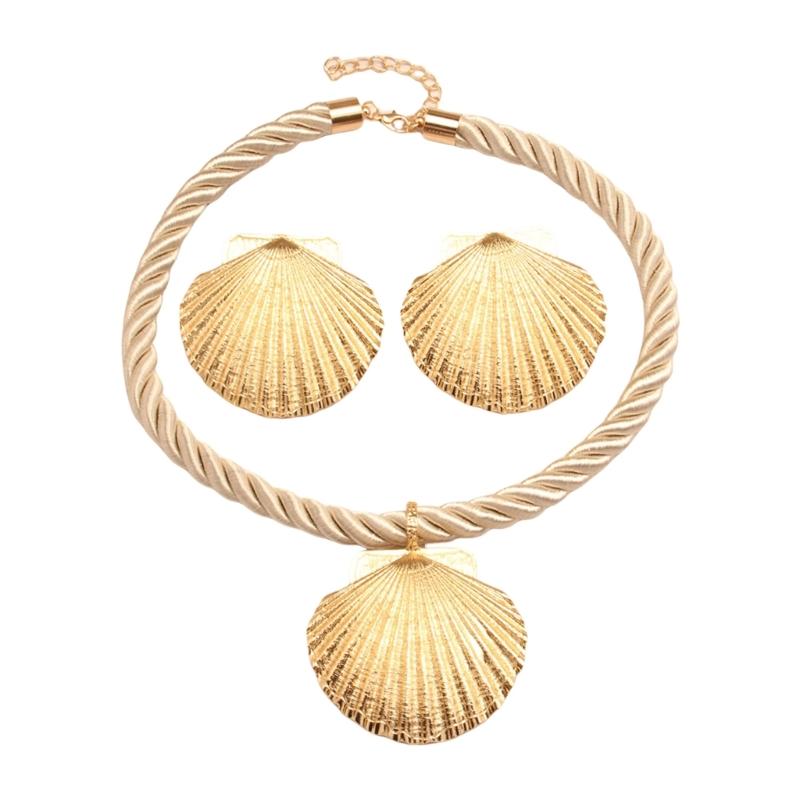 Elegant Shell Pendant Necklace and Earrings Set Handmade Weddings Accessories Fashionable Jewelry for Women Girls