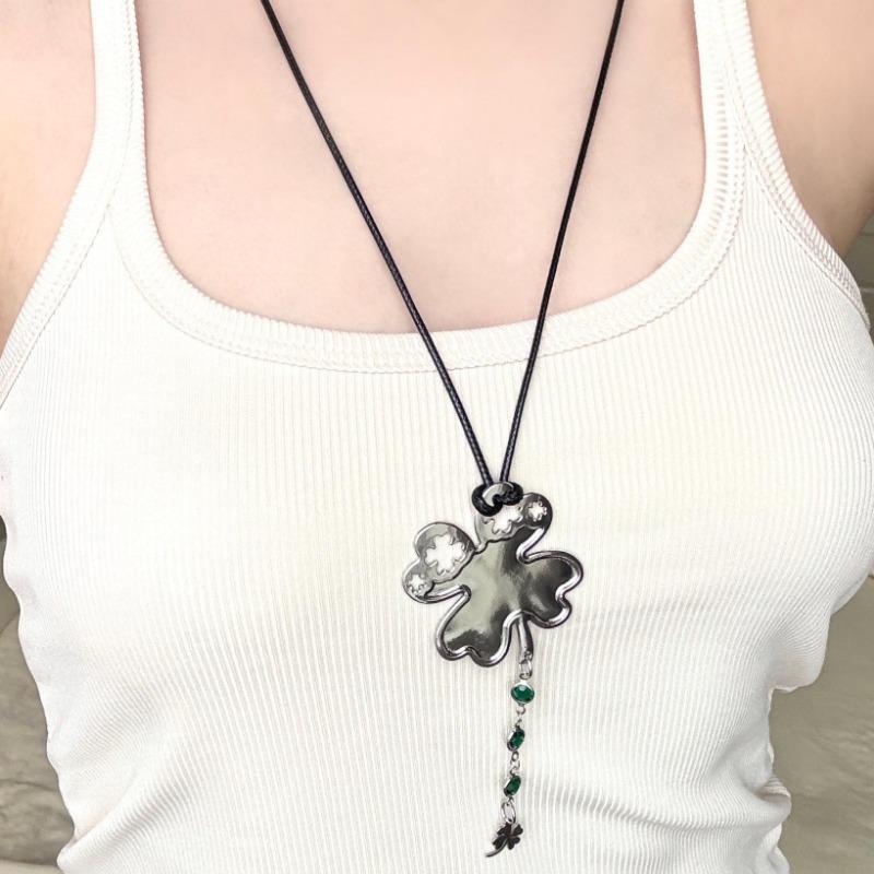 1pc Fashion New Double Layer Star Sweater Chain Long Necklace