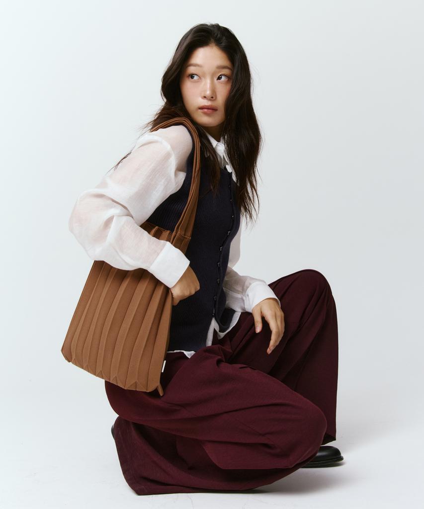 Pleatsmama New Shoulder Bag Camel