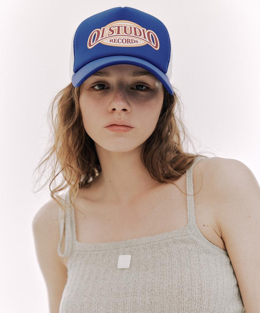 OIOI COLLECTION Colored Mesh Trucker Cap_Blue