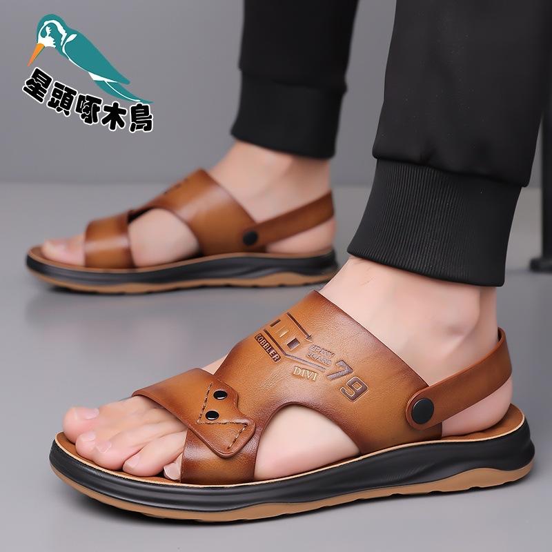 2025 new sandals men's summer wear dad middle-aged and elderly dual-purpose cool slippers breathable sandals