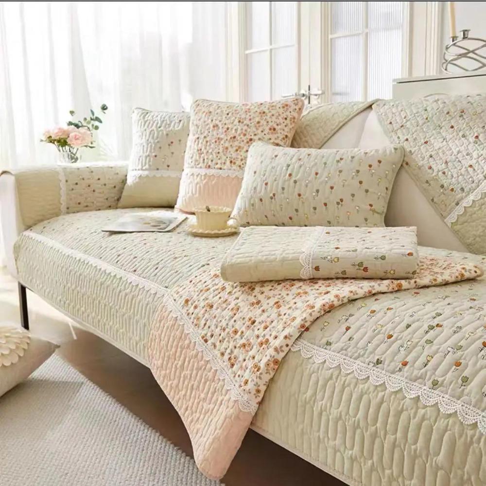 Small Floral Pattern Pure Cotton Sofa Towel Lace Edge Pastoral Style Sofa Cover Pillowcase Four Seasons Universal Settee Cushion