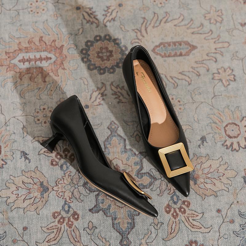 2216-6 European Station 2025 Spring New Fashion Square Buckle High Heels Professional Commuter Middle Heel Cat Heel Single Shoes Women