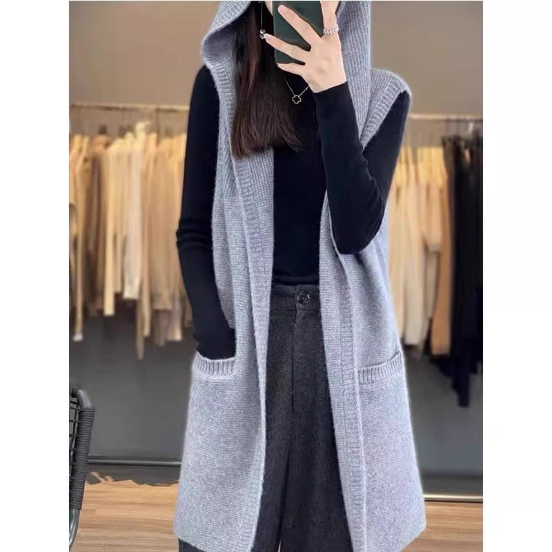 

Жіночий в язаний жилет-светр середньої довжини з капюшоном та кишенями - Безрукавний кардиган на осінь/зиму Трендовий M