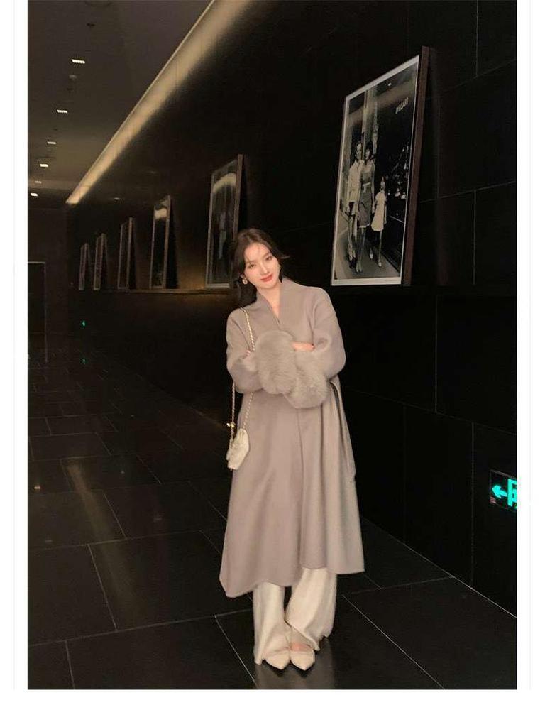 Women's Mid-Length Double-Faced Cashmere Coat with Fox Fur Cuffs for 2025 Autumn/Winter