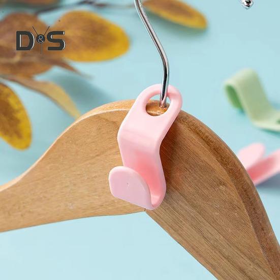 50Pcs Clothes Hanger Connecting Hooks Mini Size Multi-Color Versatile Space Saving Hangers Clothes Hanger Clips