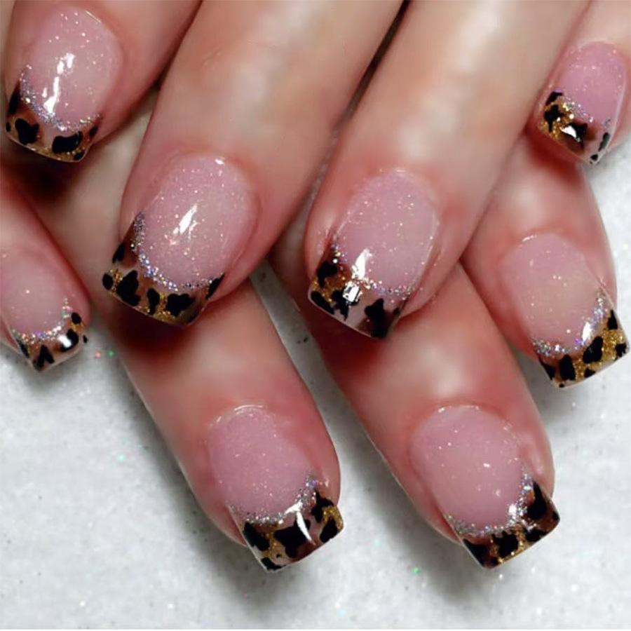 24Pcs Medium Short Square White Silver Glitter French Tip Press On Nails Full Cover Fake Nail Art Tips