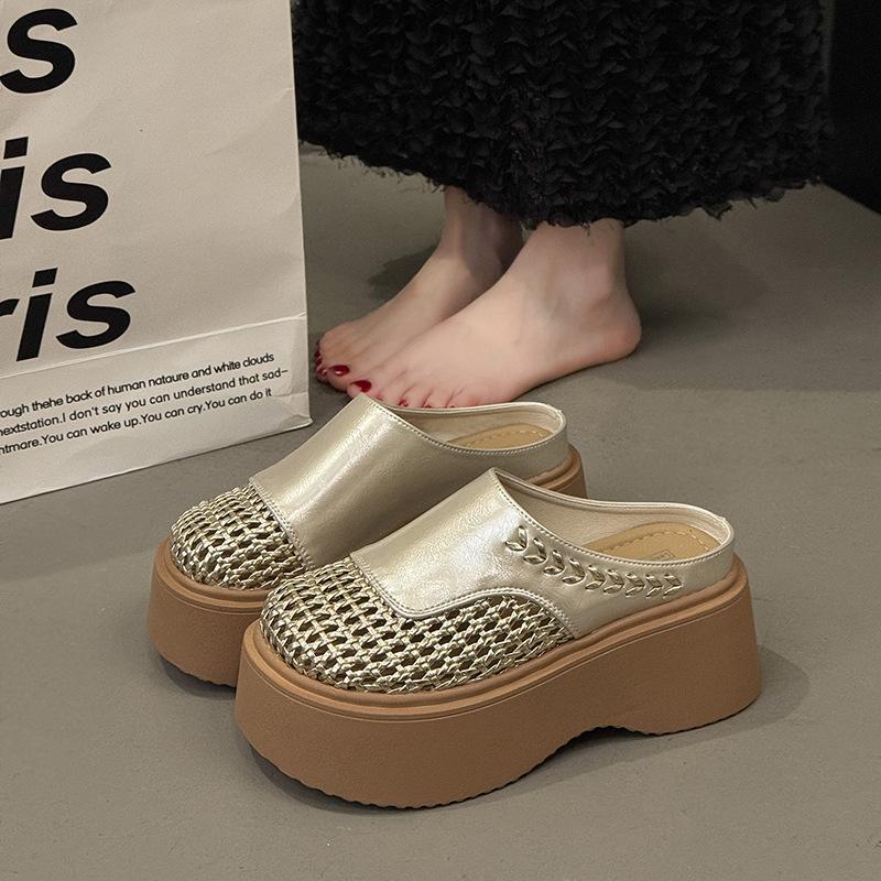 

Baotou slippers for women s summer outer wear 2025 new height increase, hollowed out, beautiful, high-end feeling, one pedal, lazy 40 шампанского