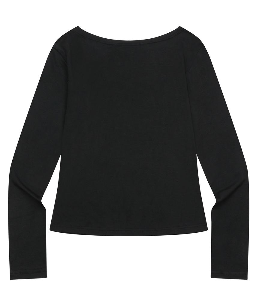 MUCENT Typer Lettering U-Neck Long Sleeve Tee
