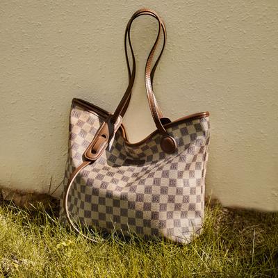 2025 New Fashion Tote Bag Large Capacity Commuter Shoulder Bag High-end Feel Women's Bag Versatile Monogram Women's Bag