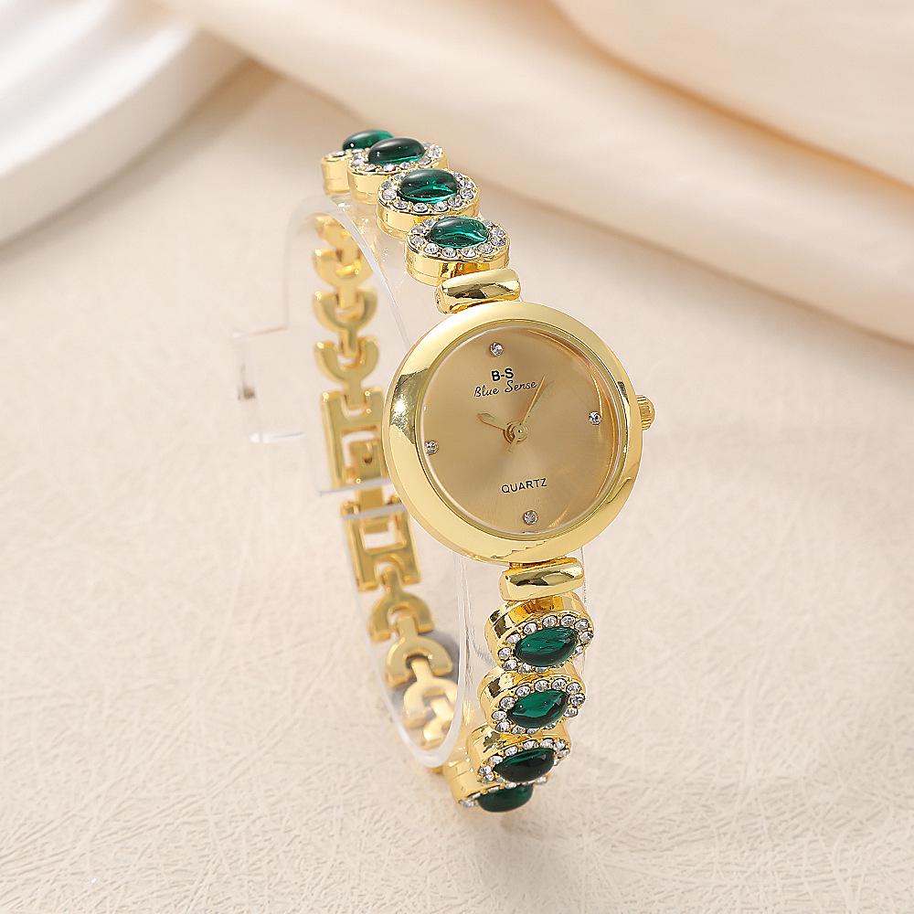 Luxury Diamond-Studded Ladies' Bracelet Watch