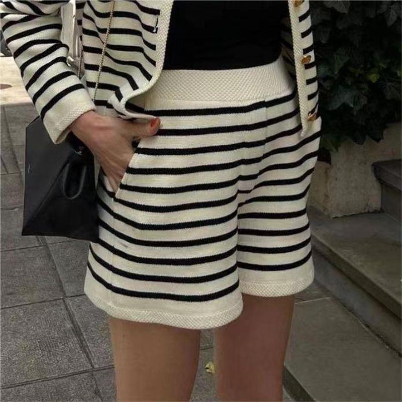 

Европейский и американский полосатый трикотажный кардиган с круглым вырезом и шорты, полосатые трикотажные свитера и шорты Stripes shorts L