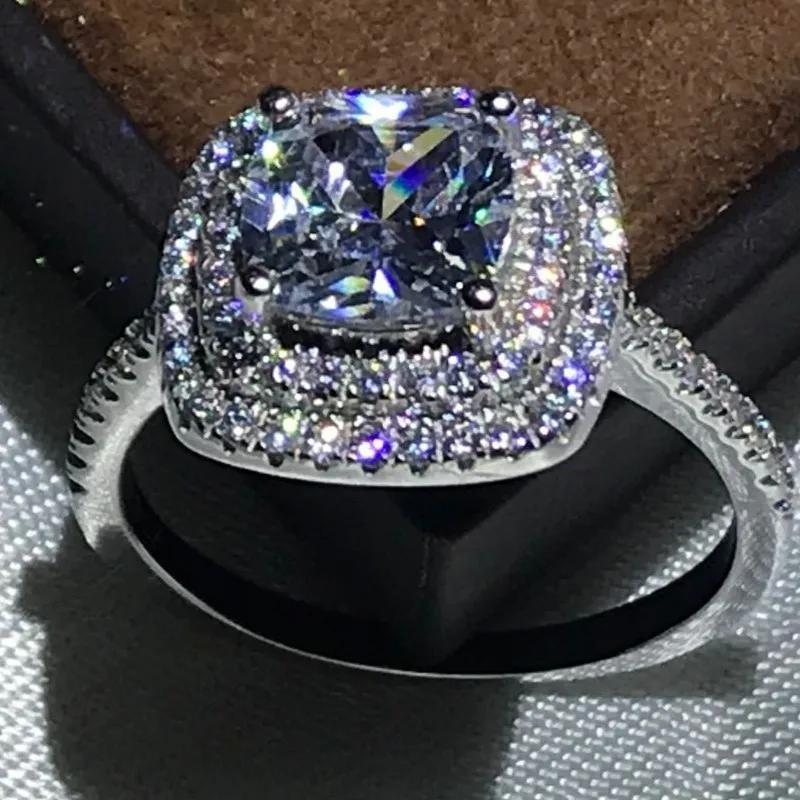 Lovers Ring for Women Sparkling Classical Jewelry 925 Sterling Silver Laboratory Moissanite Wedding Female Band Ring Gift