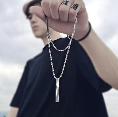 Spiralkette Herren Trendiger Minimalistischer Stil Einfacher und Personalisierter Herrenanhänger