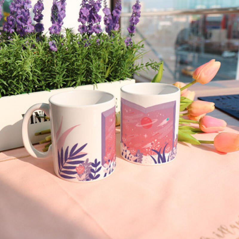 cb726-Design Mug 2p-The Universe in a Book