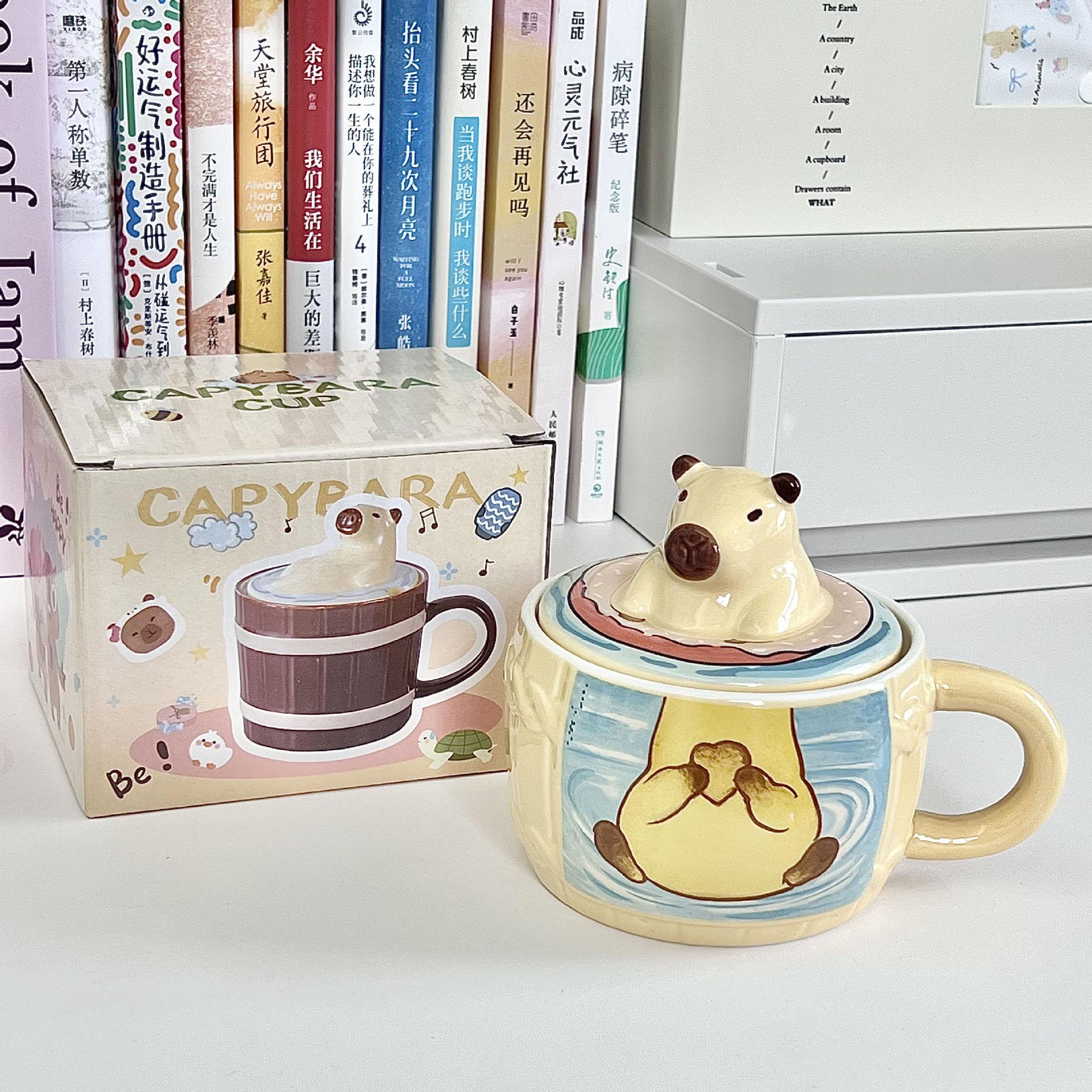 

Cute Kapibara water cup capybara ceramic mug with lid girl birthday gift girlfriend souvenir gift box No specification