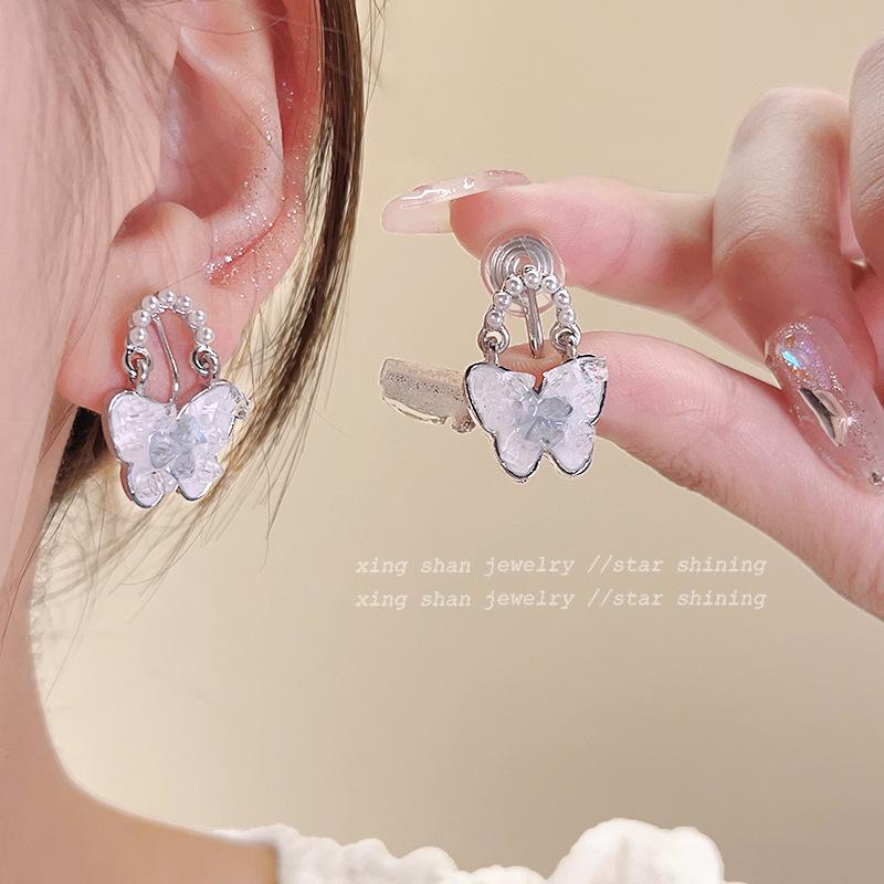 Lychee Jelly Powder Mosquito Coil Ear Clips: Elegant Chinese Style Moisturizing Earrings for Women