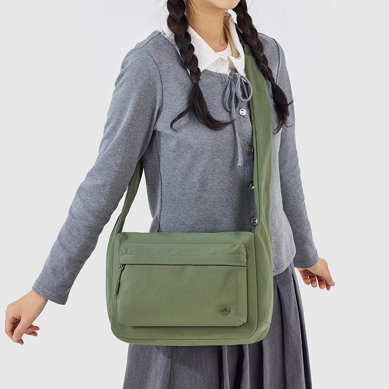 Women's Nylon Bag Commuter Shoulder Bag Large Capacity Travel Crossbody Bag