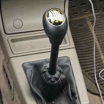 Pomello del cambio Maniglia del cambio per auto antiscivolo in plastica resistente all'usura a 5 velocità