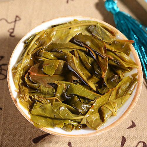 Select Sheng Pu-erh Tea Yunnan Lao Banzhang Natural Chinese Puer Cake 357g