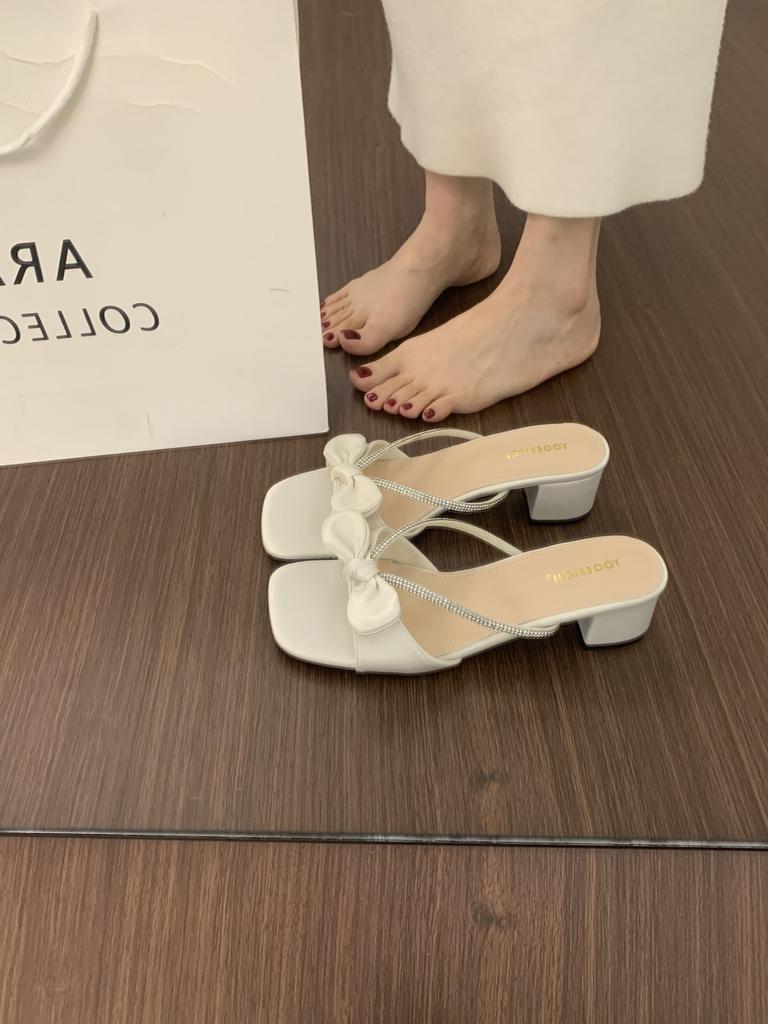 Bow Word with Rhinestone Cool Slippers Women's Summer Wear 2025 New 3cm Small High Heel Thick Heel Fashion Sandals