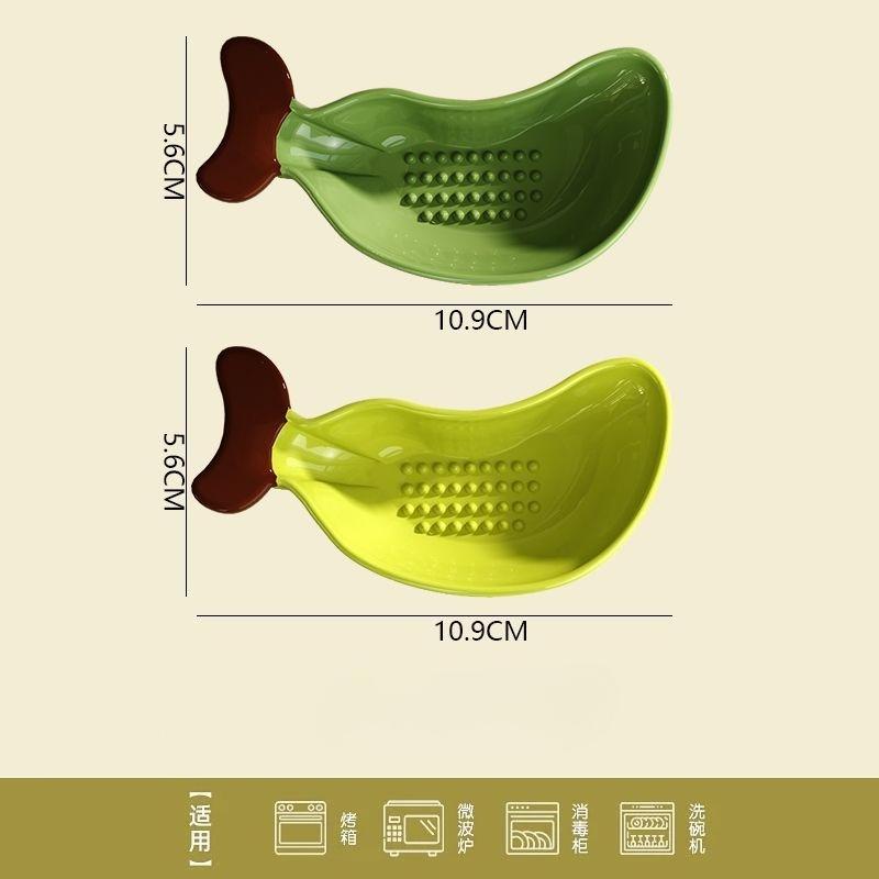 

Banana Grinding Dipping Plate Ceramic Seasoning Household Hot Pot Barbecue Soy Sauce Vinegar Bowls Cute Chopstick Rack Tableware
