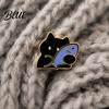 Enamel Kitten Brooch Holding Fish Cartoon Cat Brooch Alloy Badge Pin Pin Animal Clothing Accessories for Backpacks Hats Scarves Jackets Decorative