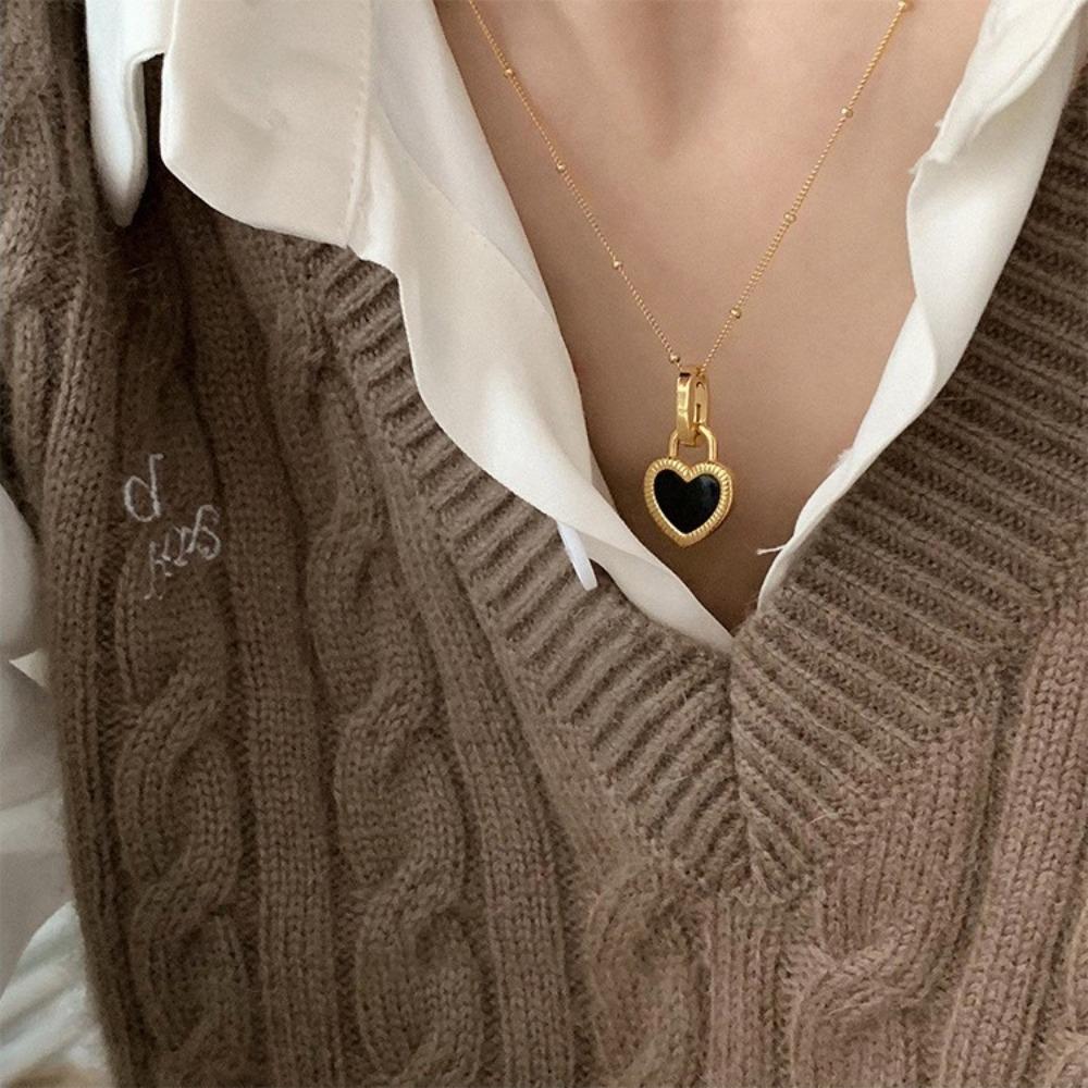 Italian Black and White Love Necklace 925 Sterling Silver Pendant Lock Detection Reverse Light Luxury Niche Collarbone Chain Women