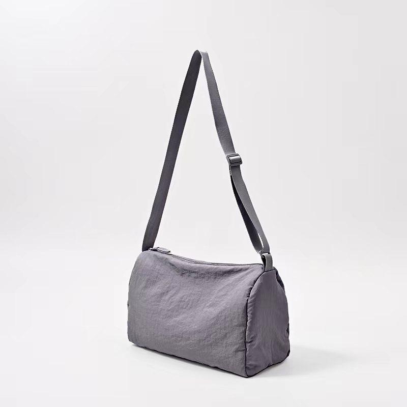Japanese Nylon Bag Fitness Sports Messenger Bag Women'S Leisure Solid Color Pendant Feeling Student Shoulder Bag Large Capacity Tote Bag