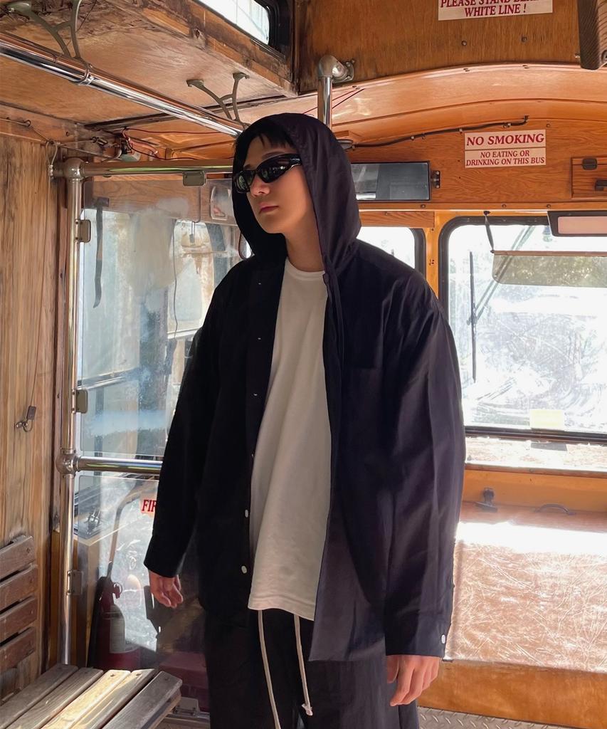 Keullako Oversized Nylon Hoodie (Black)