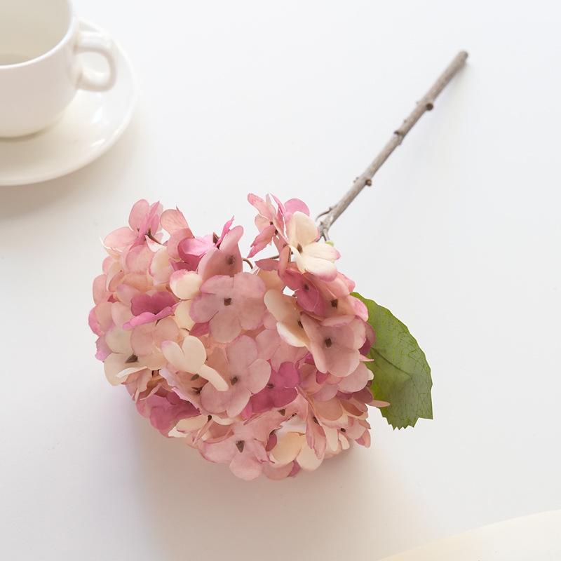 

Nordic High-End Large Hydrangea Silk Flowers for Living Room, Coffee Table, TV Cabinet, or Photography Decoration