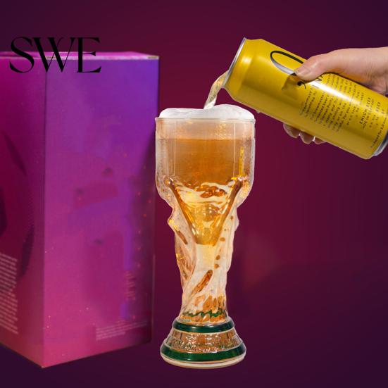 Pohodlné držadlo Pivný pohár Tvar pohára trofeje Kapacita 500 ml Pohár šampióna pre jedinečné športové oslavy Darček pre futbalových nadšencov Ergonomický