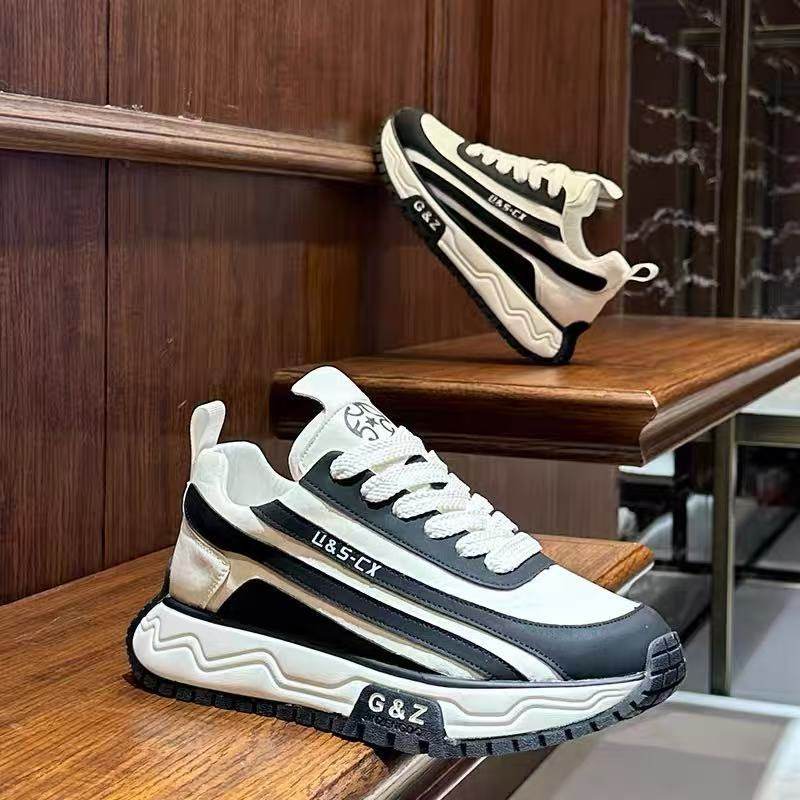 Those Winter Casual Teens Running Non-slip Sports Thick-soled Inner Heightening Forrest Gump Daddy Shoes