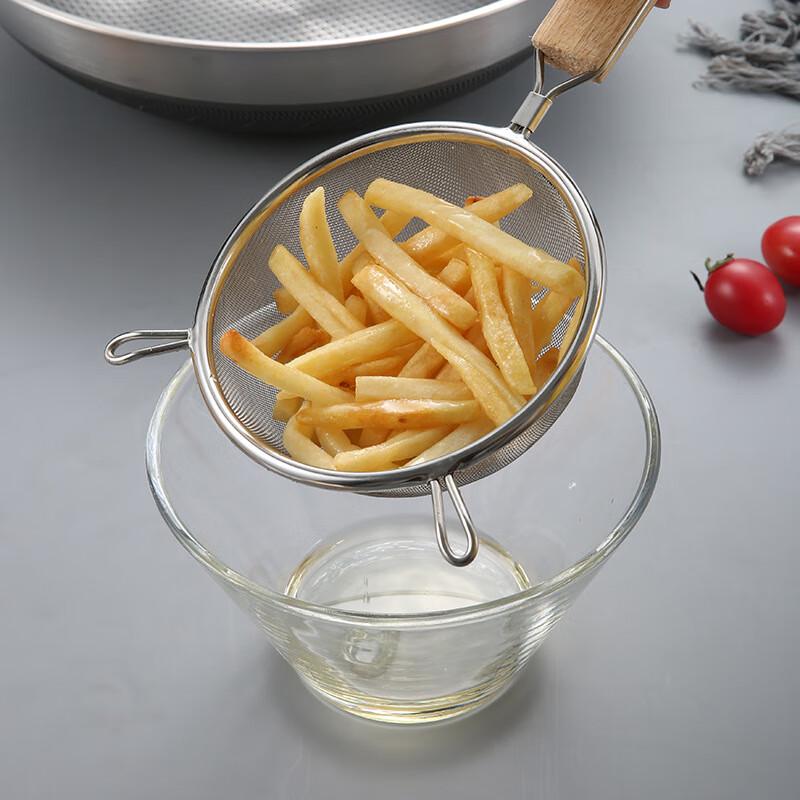 Stainless Steel Skimmer Strainer with Wooden Handle