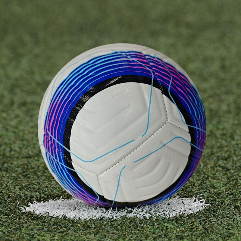 

Premium Size 5 Machine-Sewn PU Football for Adults: Kick-Resistant and Durable for Training and Matches Size 5 (Official 11-a-side)