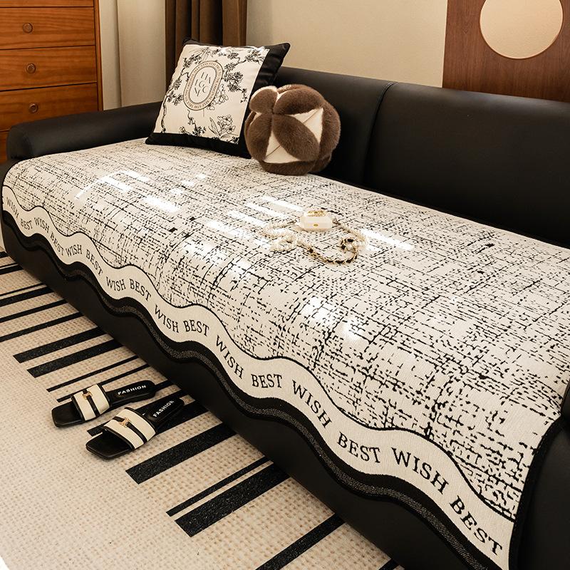 

Light luxury chenille sofa cushion irregular 2025 autumn and winter new four-season general anti-skid special cover cover cloth towel 90*90cm