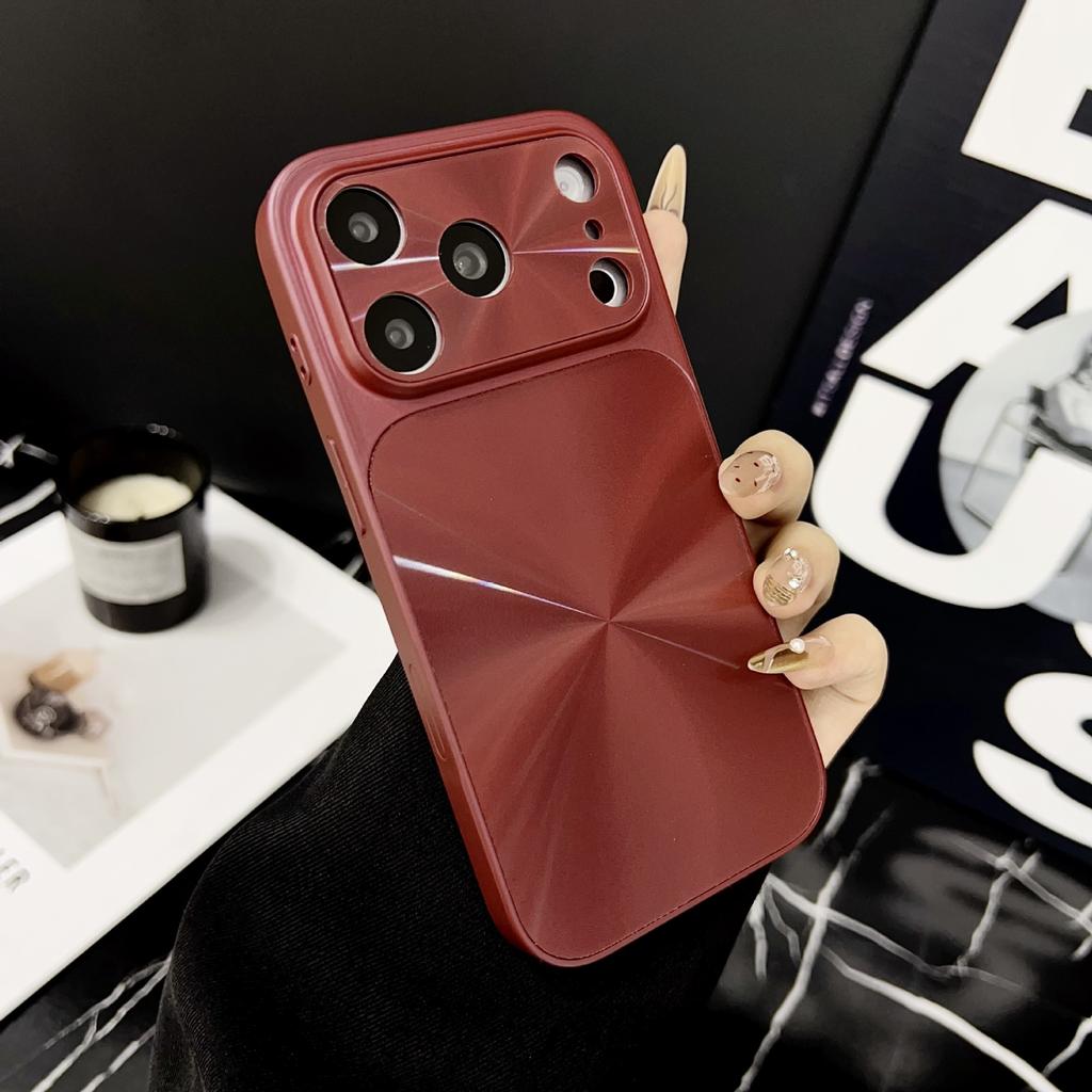 The new iPhone17promax colorful CD pattern mobile phone case is suitable for Apple's 16-second enlarged window hard case