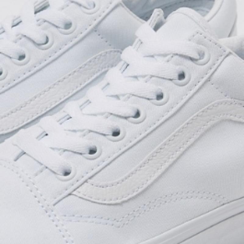 Barnes Old School   True White Vn000d3hw001