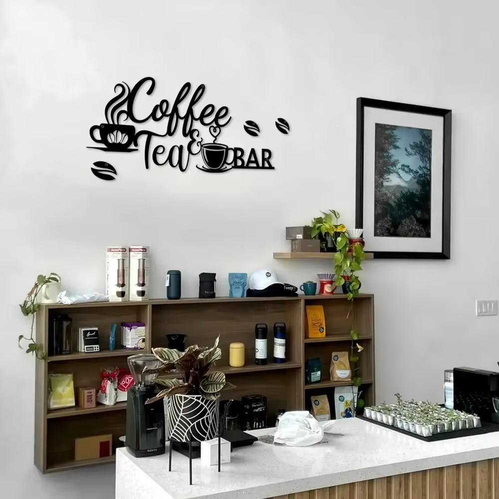 Metallschild „Coffee Bar“: Bohnendesign für stilvolle Wohndekoration. Charmantes Wanddekor aus Metall: Kaffee- und Teebar-Kunst für Zuhause und das Büro.