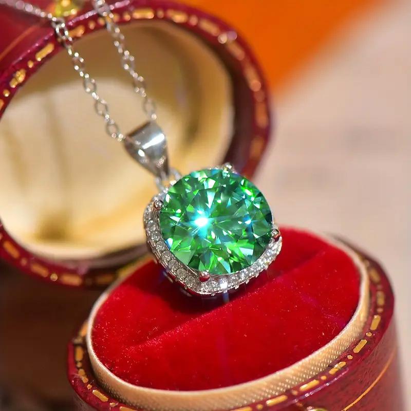 New Swinging And Graceful Jewelry Accessories For Attending Banquets, High-End Necklaces, Women'S Green Oval Zirconia