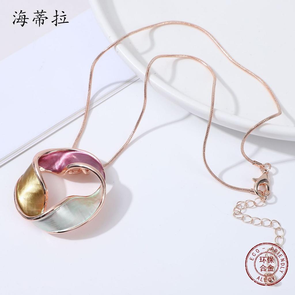 New Round Personality Hollow Round Geometric Color Pendant, Color Painted Oil Petal Ladies Clavicle Chain