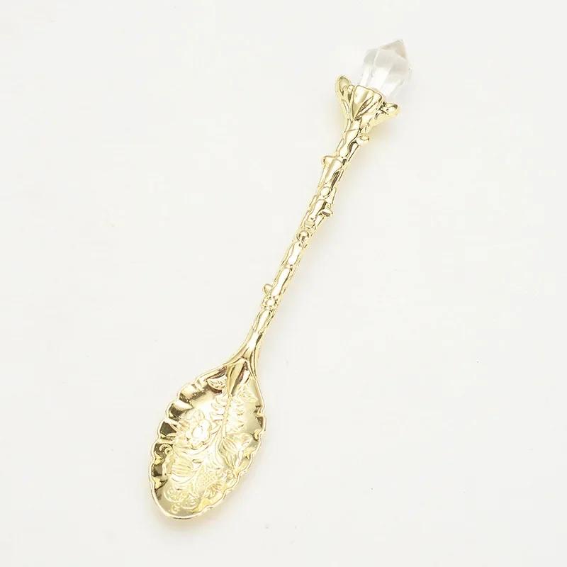Vintage Carved Crystal Head Pattern Alloy Leaf Spoon Nordic Creative Mug Coffee Ice Cream Spoon