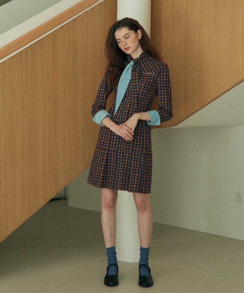 Near And Dear Scarf Collar Pleated Shirt Dress_Wine
