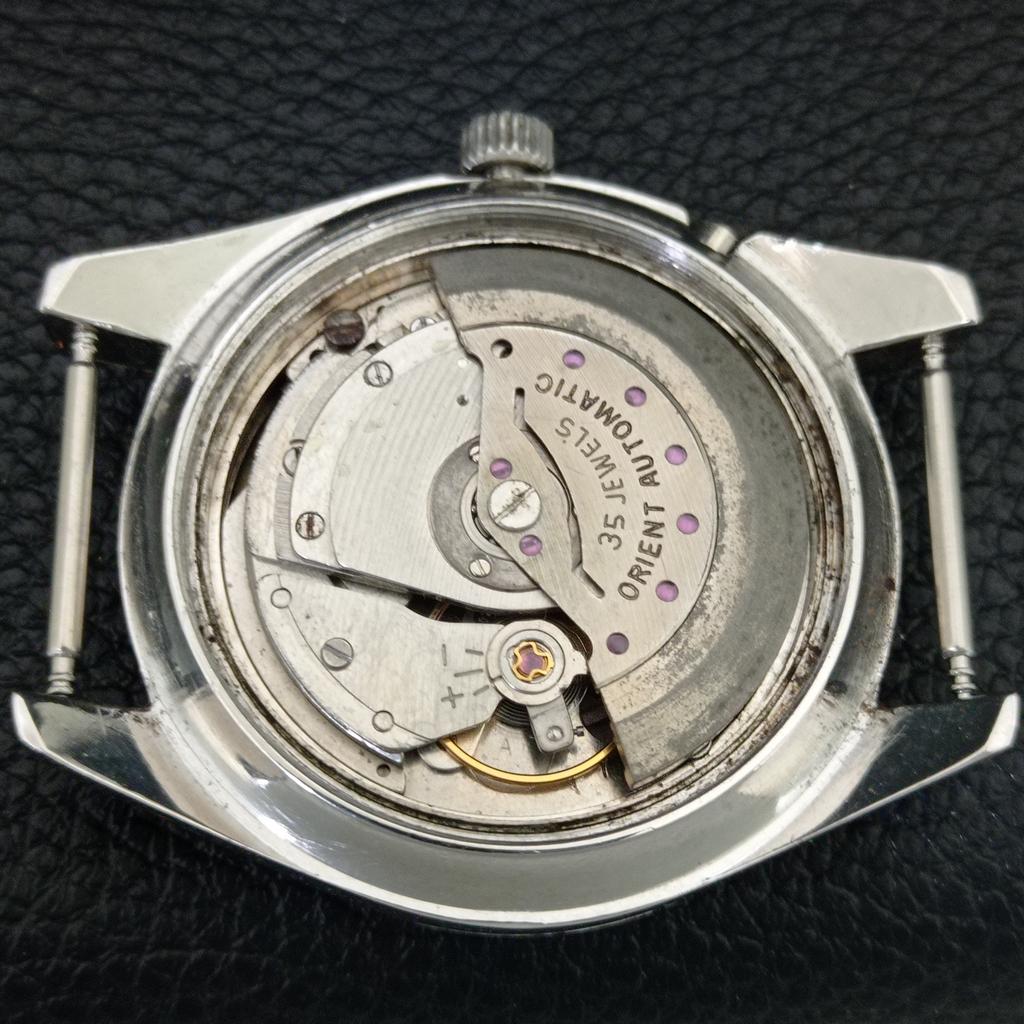VINTAGE ORIENT AUTOMATIC JAPAN MENS BLACK COLOR DIAL WATCH A706309-1