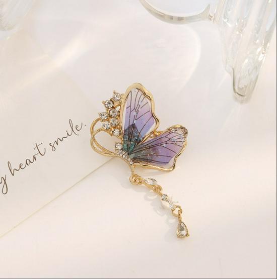 

Exclusive Newcomer Offer: Wizard of Oz Sisters Translucent Butterfly Brooch - Niche Spring Design